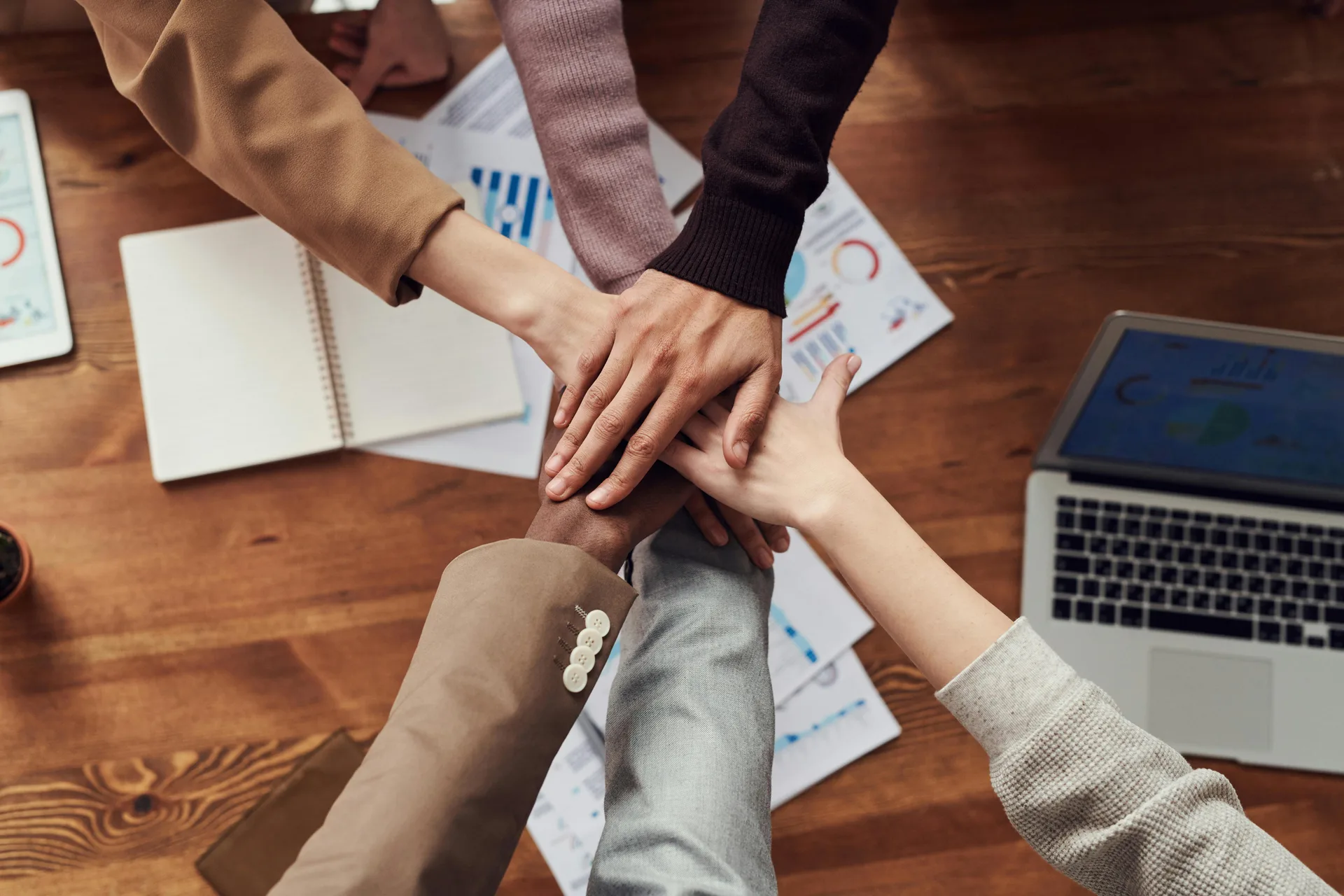 Team-Planungssitzung für Event-Technologie und Konferenzmanagement